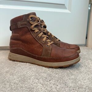 Chaco Sierra Boots Women's Size 9 Brown Waterproof Leather Hiking Shoes Gorpcore